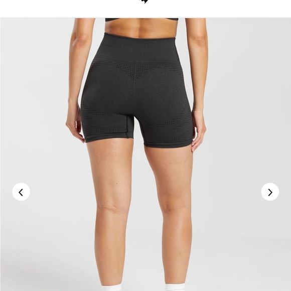 Gymshark workout shorts - Picture 2 of 4